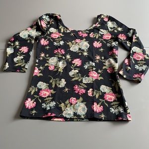 BP Floral Top size medium
